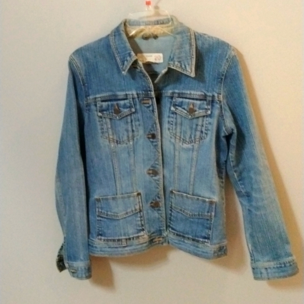 Women's Eddie Bauer jean jacket size medium